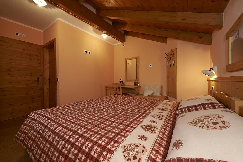 B&B La Casa Del Sole ซานมิเคเล อัลลาดิเจ ภายนอก รูปภาพ